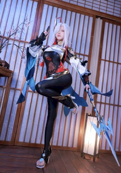 在线综合亚洲欧美自拍_DVD手机免费观看完整