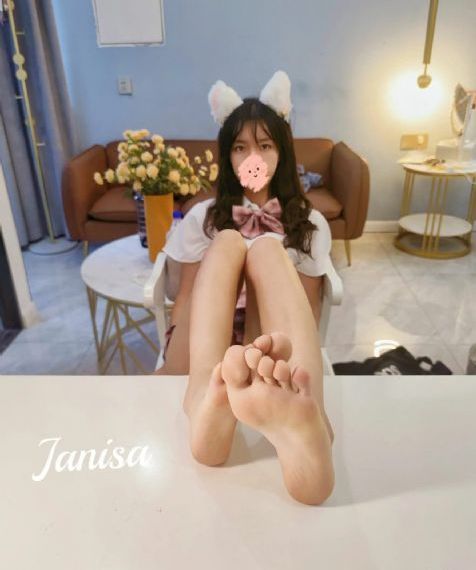 aov今泉家好像变成了聚集地3_JVID性感写真
