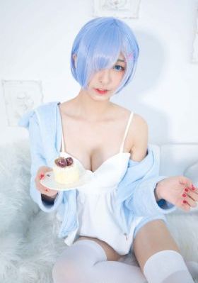 各种姿势玩小处雌女视频_超清在线观看电视